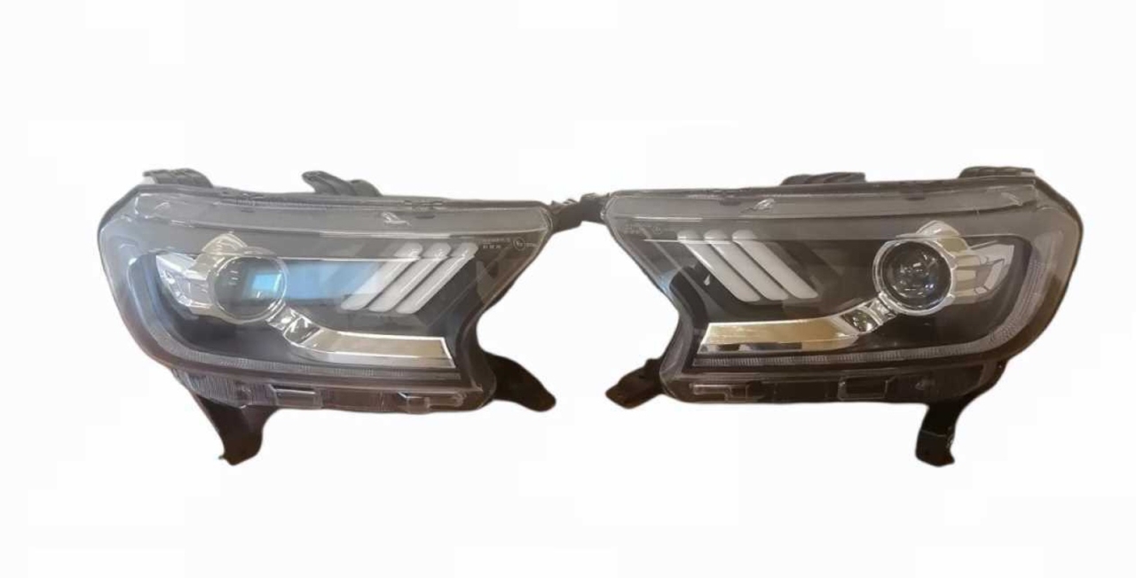 FORD RANGER T7 T8 MUSTANG LED FAR TAKIMI